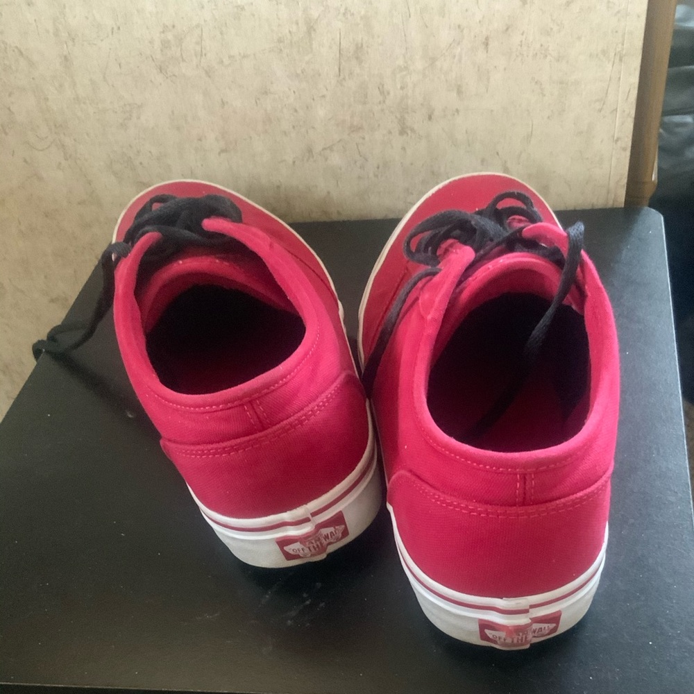 Vans Atwood Shoes Size 9.5 Red Trade Or $ale